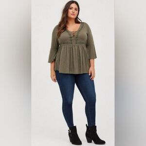 Torrid Babydoll Knit V-Neck Lace-Up Embroidered olive green flare sleeve Top 2X